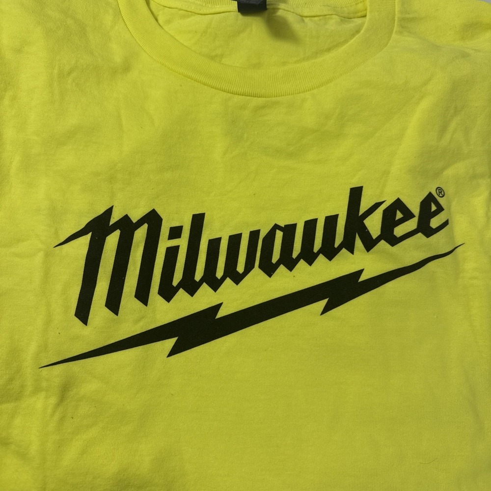Milwaukee Logo High Visibility T-Shirt Size S "Authentic From Milwaukee"